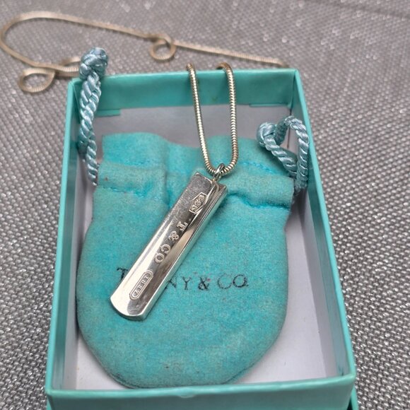 Tiffany & Co. 1837 bar Pendant on 18" Chain - Picture 2 of 6